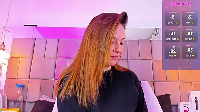 Snapshot of antoneella_jones chatting on September 2025 01:22:02 PM antoneella jones online show from September 2025 01:22:02 PM