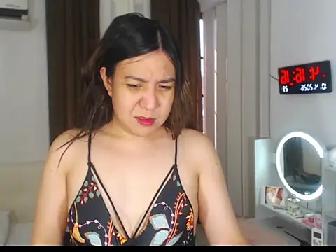 stellahugeX online show from April 2026 08:19:01 AM