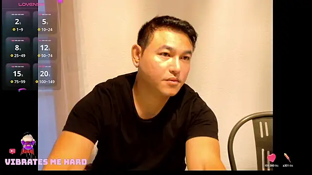 Snapshot of AsianBoy_WhiteDaddy chatting on September 2025 05:11:02 AM AsianBoy WhiteDaddy online show from September 2025 05:11:02 AM