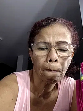 Snapshot of Merybeks chatting on April 2026 10:02:01 AM Merybeks online show from April 2026 10:02:01 AM