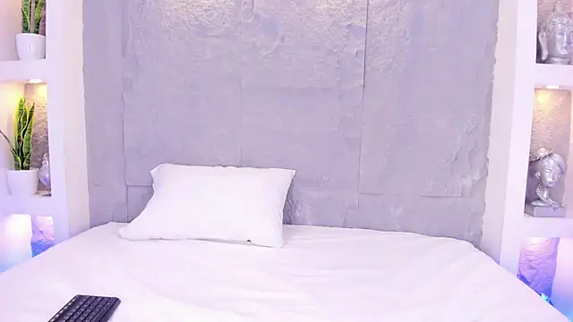 LovelyEyesx online show from May 2026 05:21:02 PM