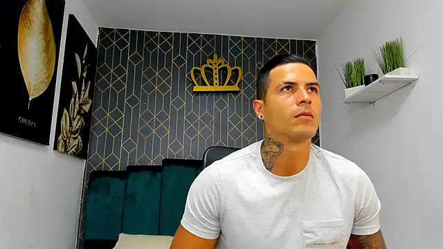 andres-clark92 online show from May 2026 11:21:02 PM