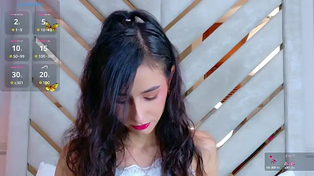 Sarah-Grace online show from October 2025 02:42:02 AM