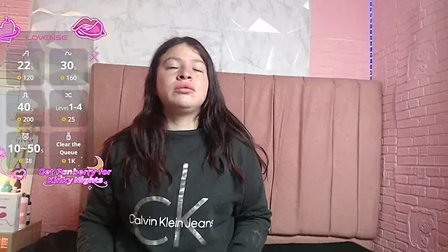 Snapshot of miadoll303av chatting on December 2025 12:53:02 PM miadoll303av online show from December 2025 12:53:02 PM