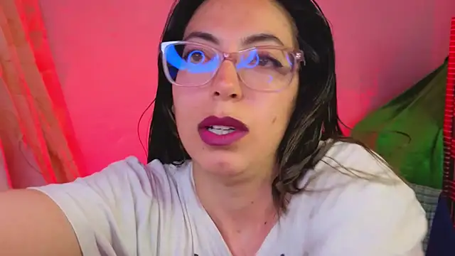 Snapshot of Miranda_sexlove_ chatting on January 2026 07:34:02 AM Miranda sexlove online show from January 2026 07:34:02 AM