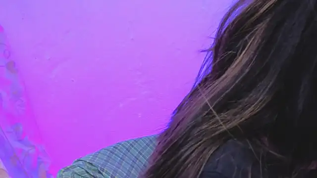 Snapshot of Miranda_sexlove_ chatting on February 2026 06:06:01 AM Miranda sexlove online show from February 2026 06:06:01 AM