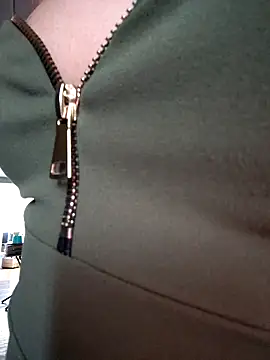 Snapshot of katieforest chatting on February 2025 02:10:02 AM katieforest online show from February 2025 02:10:02 AM