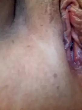 Snapshot of Sandiq99six chatting on December 2025 10:51:01 PM Sandiq99six online show from December 2025 10:51:01 PM