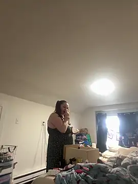 mommyxxmilkerxx online show from April 2026 08:04:01 PM