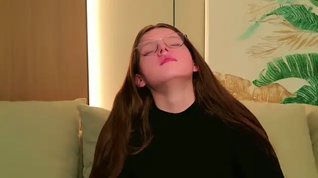 Gaby Essen online show from February 2026 08:49:02 PM