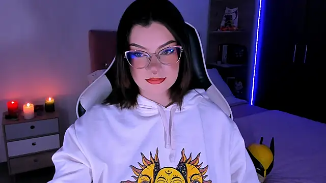 Snapshot of OphelianaRose33 chatting on October 2025 07:25:01 PM OphelianaRose33 online show from October 2025 07:25:01 PM