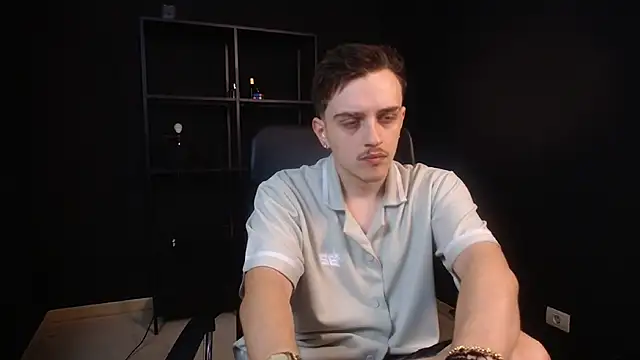 Snapshot of FelixStarkk chatting on July 2026 06:07:02 AM FelixStarkk online show from July 2026 06:07:02 AM