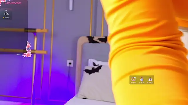 Snapshot of LanaElise chatting on October 2025 05:15:01 AM LanaElise online show from October 2025 05:15:01 AM