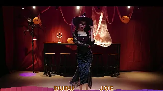 yznt-dudu online show from October 2025 11:56:02 AM