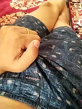 zorhotty online show from October 2025 04:52:01 AM