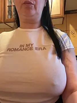 TriumphLove online show from April 2026 11:19:01 AM