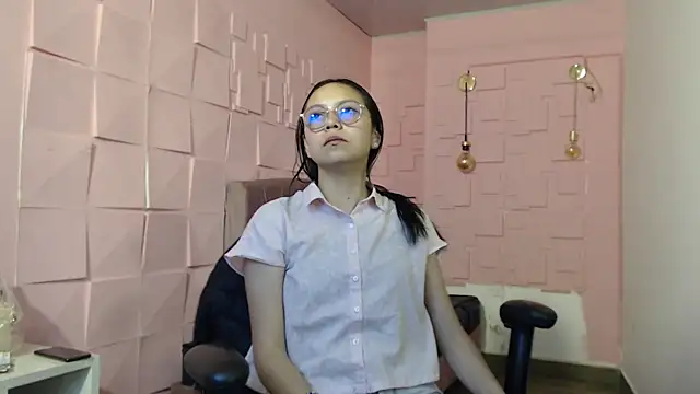 Snapshot of katalina07_1 chatting on December 2025 02:00:01 PM katalina07 1 online show from December 2025 02:00:01 PM