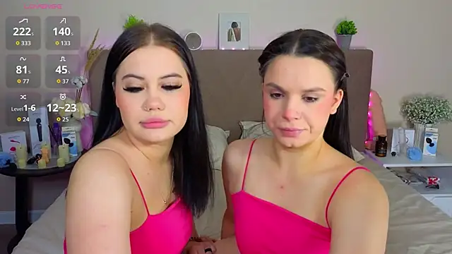 SoniaCraig online show from November 2025 01:49:01 AM