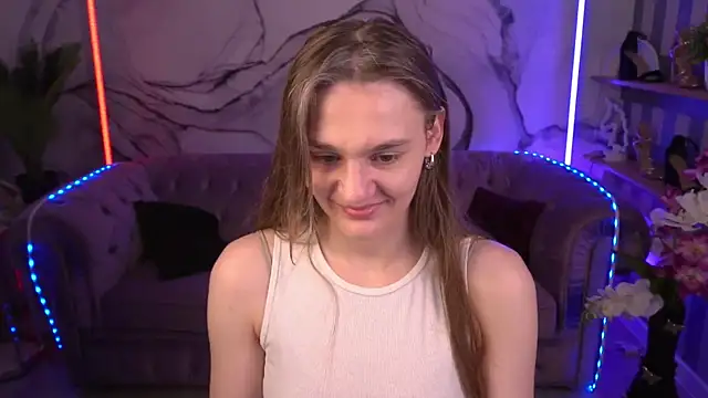 Snapshot of DiamondGoldie chatting on September 2025 06:46:01 AM DiamondGoldie online show from September 2025 06:46:01 AM