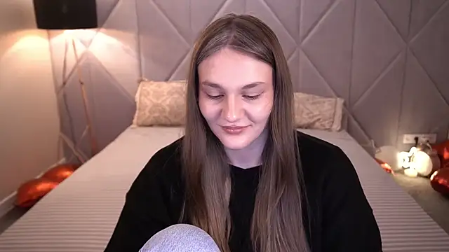 DiamondGoldie online show from March 2026 08:12:01 PM