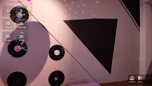 Snapshot of Lilith_and_Khloe chatting on February 2026 11:39:02 AM Lilith and Khloe online show from February 2026 11:39:02 AM