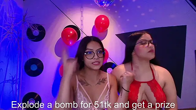 Snapshot of Lilith_and_Khloe chatting on February 2026 11:40:02 AM Lilith and Khloe online show from February 2026 11:40:02 AM