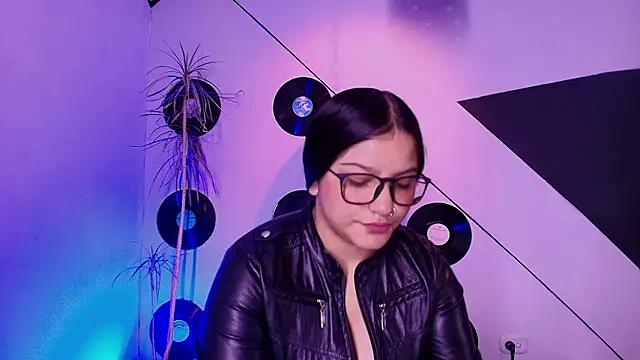 Snapshot of Lilith_and_Khloe chatting on March 2026 11:25:02 AM Lilith and Khloe online show from March 2026 11:25:02 AM