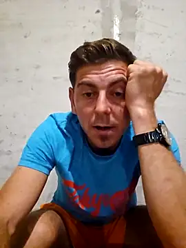 Alex-andru88 online show from November 2025 06:54:02 PM