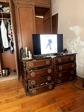 tbp96 online show from September 2025 05:35:01 PM