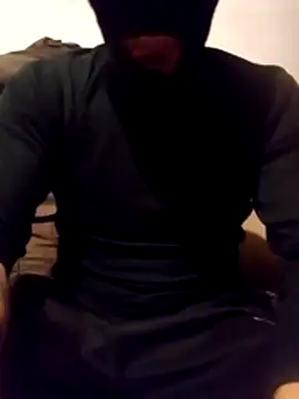 Snapshot of Golonzo1996 chatting on December 2025 09:18:01 AM Golonzo1996 online show from December 2025 09:18:01 AM