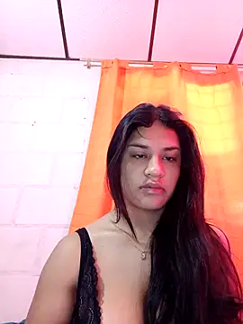 Snapshot of sofi_zzz chatting on November 2025 05:06:01 PM sofi zzz online show from November 2025 05:06:01 PM