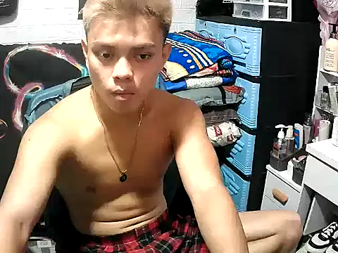Pinoy slutcummer69 online show from June 2026 09:14:01 AM