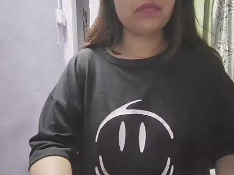 Naina 007 online show from October 2025 06:16:02 PM