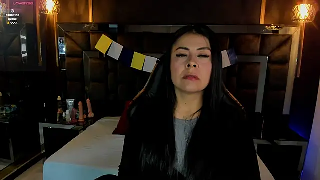 Aniajoness  online show from September 2025 04:39:02 AM