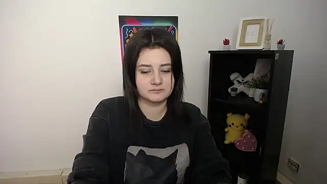 Katrin kiss  online show from October 2025 12:15:02 PM