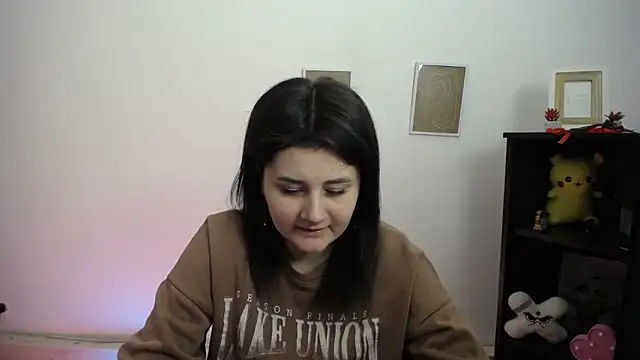 Katrin kiss  online show from March 2026 01:07:02 PM