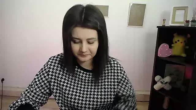 Katrin kiss  online show from March 2026 01:25:01 PM