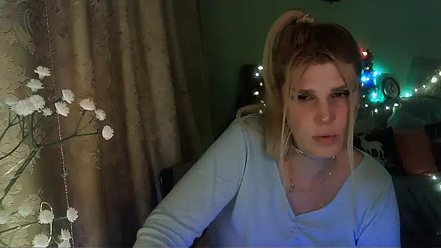 TsPostophere online show from December 2024 02:06:01 PM