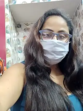 nisha 1110 online show from December 2025 07:53:02 PM