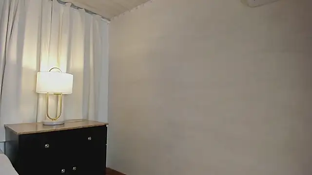 Snapshot of Bambi_cutee chatting on January 2026 11:37:02 AM Bambi cutee online show from January 2026 11:37:02 AM