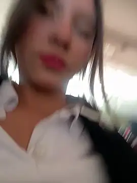 Snapshot of Katie_rawwww chatting on October 2025 03:30:02 PM Katie rawwww online show from October 2025 03:30:02 PM