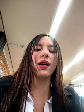 Snapshot of Katie_rawwww chatting on November 2025 01:21:02 PM Katie rawwww online show from November 2025 01:21:02 PM