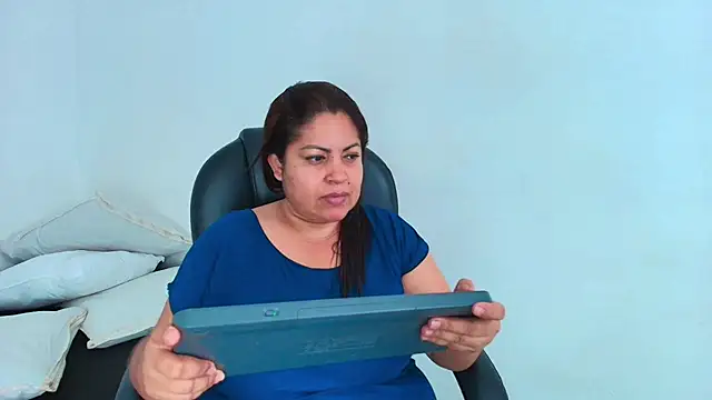 Karla hilton1 online show from May 2026 01:16:02 PM