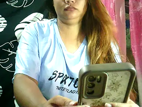 Snapshot of yuana25 chatting on February 2026 11:22:02 AM yuana25 online show from February 2026 11:22:02 AM