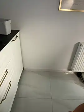 lonelyalexa online show from July 2026 06:43:02 PM