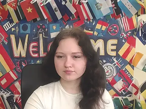 Snapshot of LadyAlice_ chatting on April 2026 06:11:02 AM LadyAlice online show from April 2026 06:11:02 AM