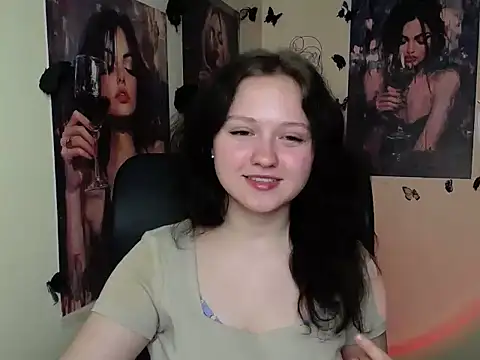 Snapshot of LadyAlice_ chatting on April 2026 06:02:02 AM LadyAlice online show from April 2026 06:02:02 AM