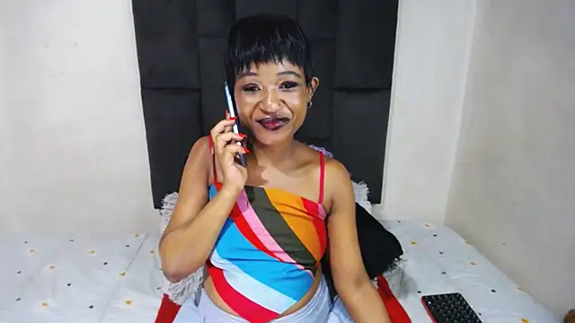 GoldenBigAssCurvy online show from February 2026 10:25:01 PM