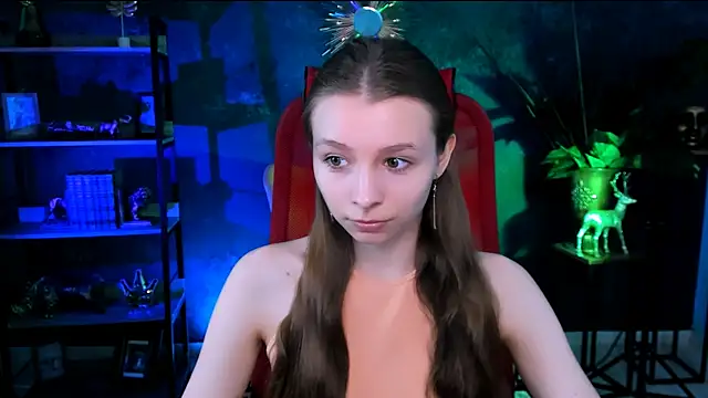JulieDaniel online show from May 2026 04:18:01 AM