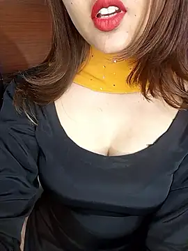 Hot malika19 online show from November 2025 05:05:02 PM